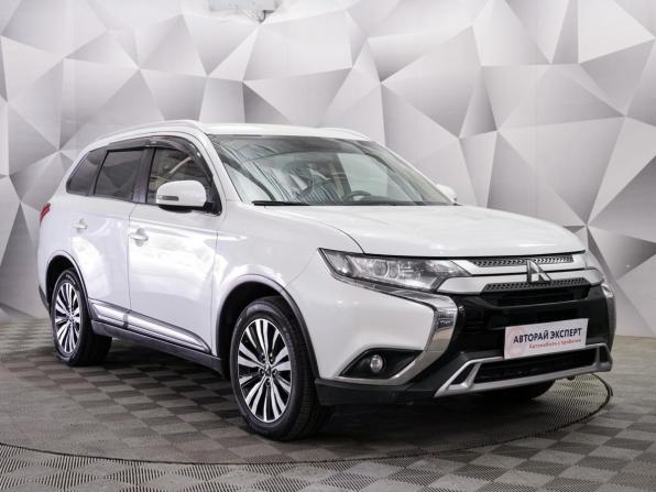 Mitsubishi Outlander III Рестайлинг 3 с пробегом 2019 года, цена 2 330 000 рублей, 125000 км, внедорожник, Автокод Объявления
