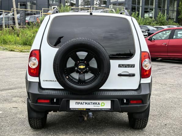 Chevrolet Niva I Рестайлинг с пробегом 2016 года, цена 579 000 рублей, 177000 км, внедорожник, Автокод Объявления