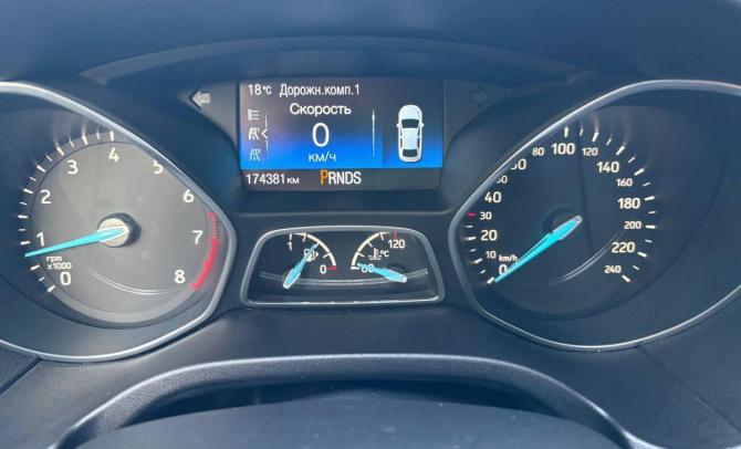Ford Focus III Рестайлинг с пробегом 2018 года, цена 1 040 000 рублей, 174380 км, седан, Автокод Объявления