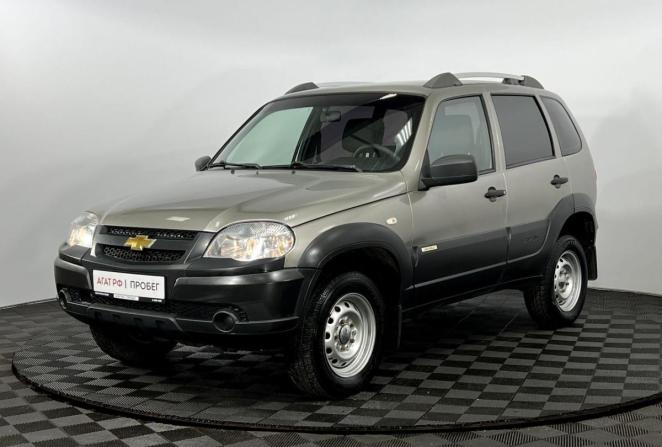 Chevrolet Niva I Рестайлинг с пробегом 2017 года, цена 680 000 рублей, 127000 км, внедорожник, Автокод Объявления