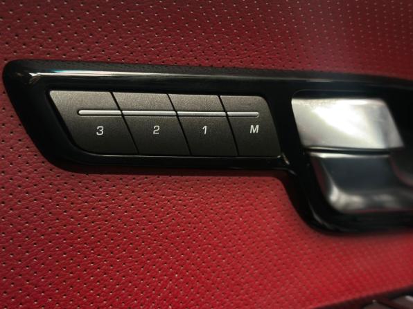 Land Rover Range Rover Evoque I с пробегом 2012 года, цена 2 015 000 рублей, 218322 км, внедорожник, Автокод Объявления