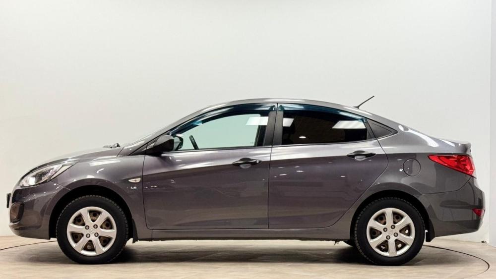 Hyundai Solaris I Киров  - изображение 2