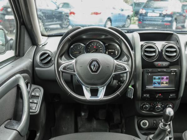 Renault Duster I Рестайлинг с пробегом 2019 года, цена 1 459 000 рублей, 126043 км, внедорожник, Автокод Объявления