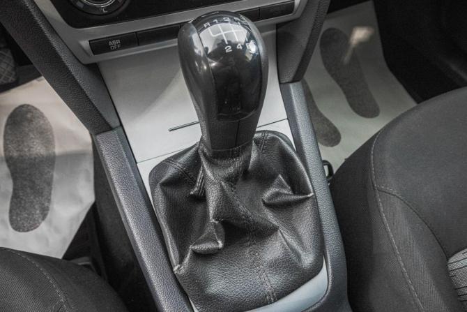 Skoda Octavia II (A5) Рестайлинг с пробегом 2010 года, цена 699 000 рублей, 262000 км, лифтбек, Автокод Объявления