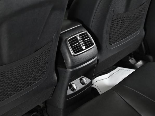Kia Sorento III Prime Рестайлинг с пробегом 2018 года, цена 1 679 000 рублей, 88000 км, внедорожник, Автокод Объявления