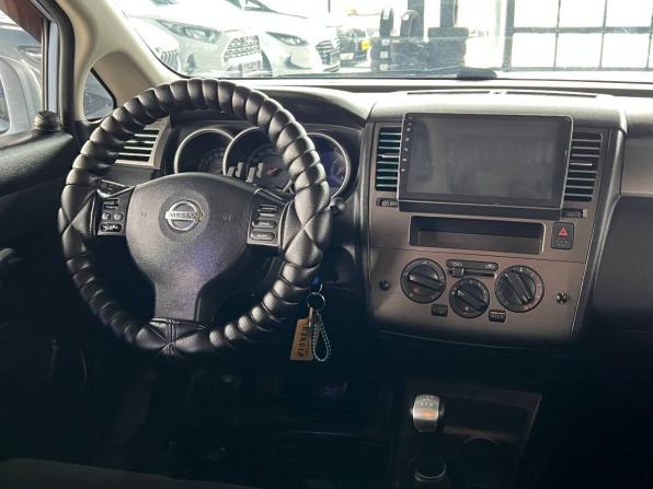 Nissan Tiida I Рестайлинг с пробегом 2011 года, цена 660 000 рублей, 315000 км, хэтчбек, Автокод Объявления