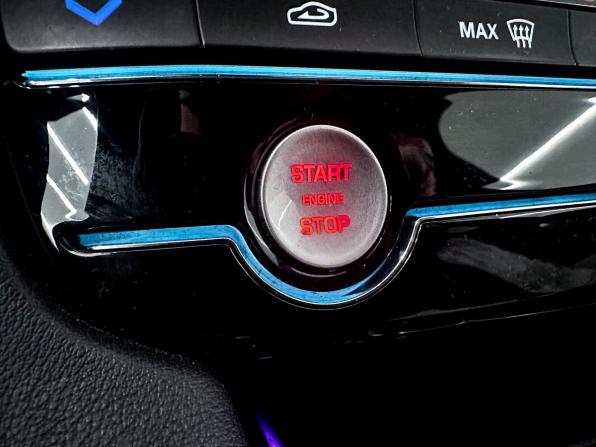 Jaguar F-Pace I с пробегом 2016 года, цена 3 650 000 рублей, 146161 км, внедорожник, Автокод Объявления