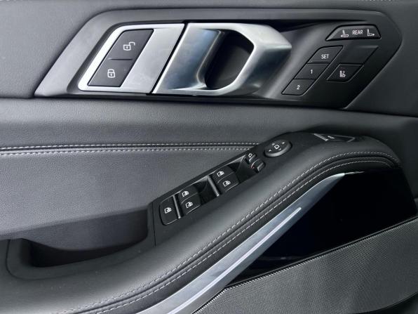 BMW X7 I (G07) Рестайлинг с пробегом 2025 года, цена 16 099 000 рублей, 3905 км, внедорожник, Автокод Объявления