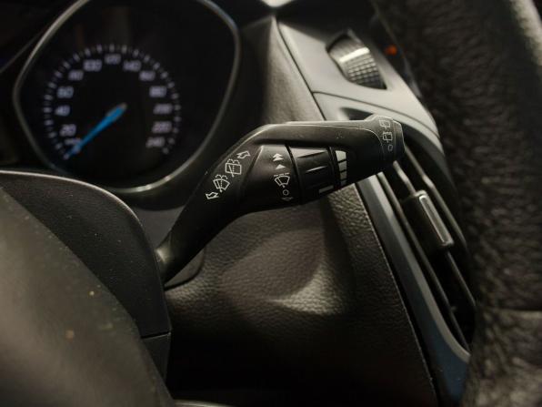 Ford Focus III с пробегом 2013 года, цена 895 000 рублей, 96666 км, хэтчбек, Автокод Объявления