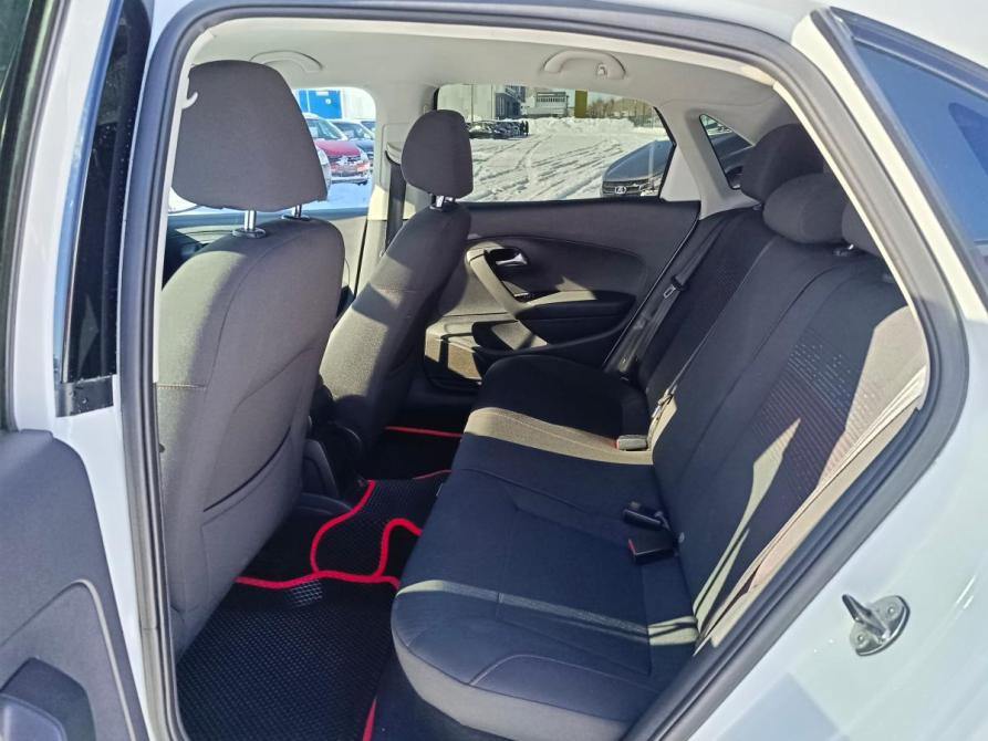 Volkswagen Polo V Рестайлинг Тюмень  - изображение 12