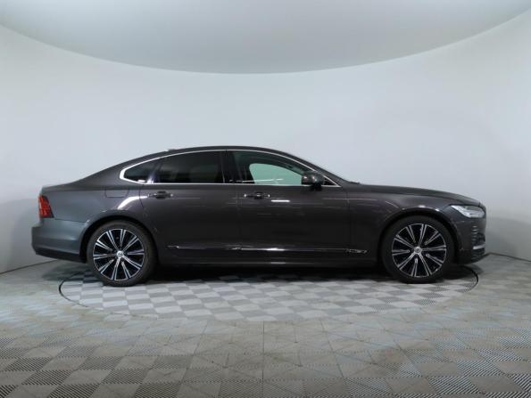 Volvo S90 II Рестайлинг с пробегом 2021 года, цена 3 500 000 рублей, 55372 км, седан, Автокод Объявления