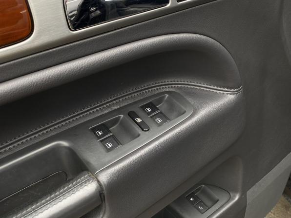 Volkswagen Touareg I с пробегом 2004 года, цена 749 000 рублей, 335040 км, внедорожник, Автокод Объявления