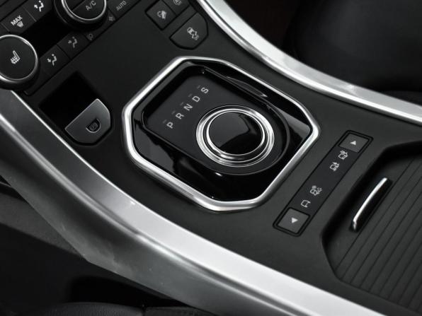 Land Rover Range Rover Evoque I Рестайлинг с пробегом 2018 года, цена 2 260 000 рублей, 123234 км, внедорожник, Автокод Объявления