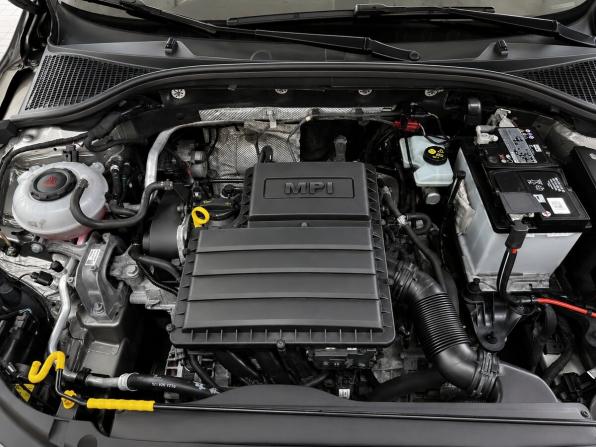 Skoda Octavia III (A7) Рестайлинг с пробегом 2019 года, цена 2 200 000 рублей, 37088 км, лифтбек, Автокод Объявления