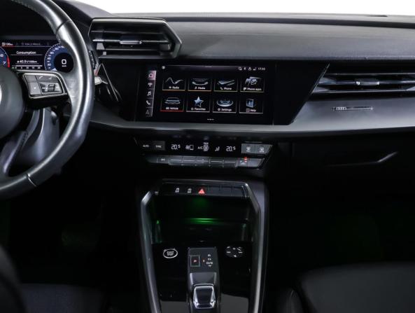 Audi A3 IV (8Y) с пробегом 2021 года, цена 2 820 000 рублей, 60300 км, хэтчбек, Автокод Объявления
