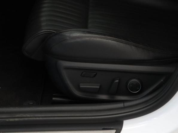 Genesis G70 I с пробегом 2018 года, цена 2 650 000 рублей, 102375 км, седан, Автокод Объявления