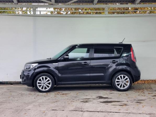 Kia Soul II Рестайлинг с пробегом 2018 года, цена 1 455 000 рублей, 111712 км, хэтчбек, Автокод Объявления