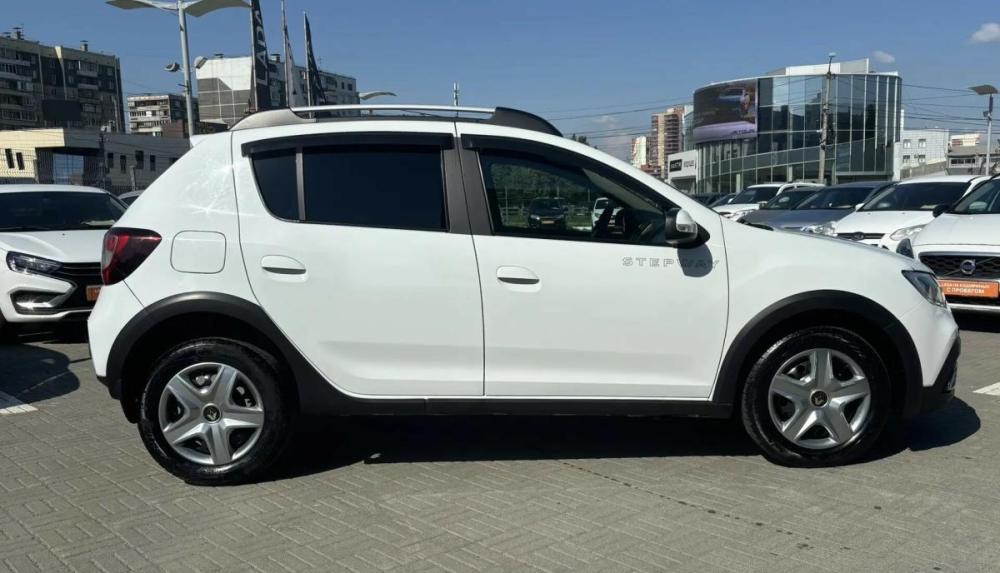 Renault Sandero II Рестайлинг Челябинск  - изображение 4