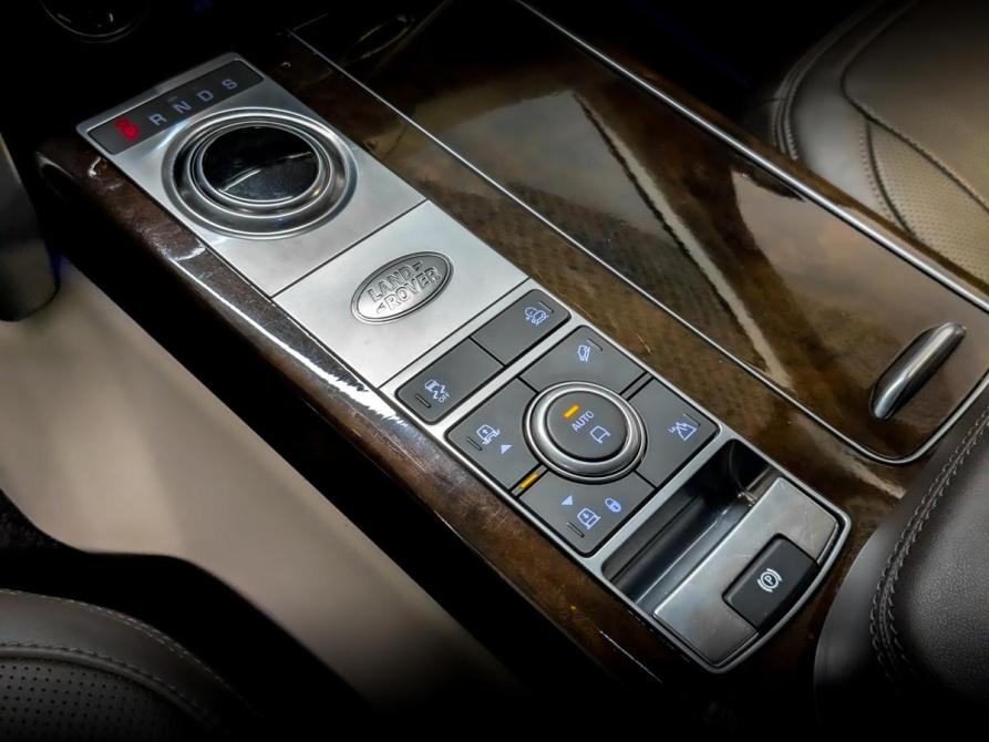 Land Rover Range Rover IV Рестайлинг Санкт-Петербург  - изображение 30