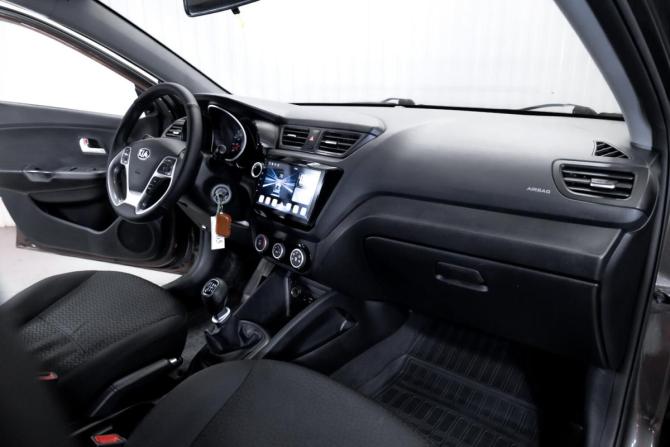 Kia Rio III Рестайлинг с пробегом 2015 года, цена 979 000 рублей, 215589 км, седан, Автокод Объявления