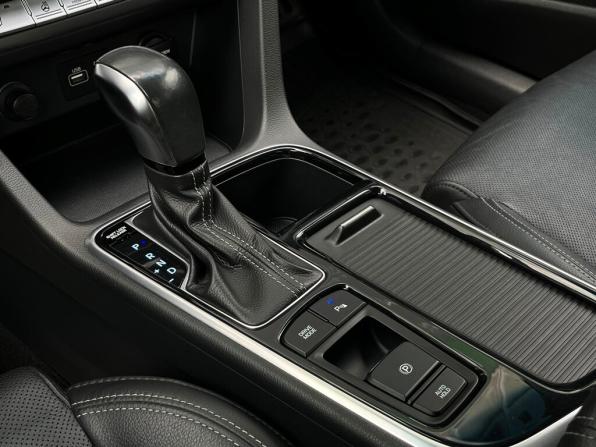 Hyundai Sonata VII (LF) Рестайлинг с пробегом 2018 года, цена 1 768 400 рублей, 106426 км, седан, Автокод Объявления