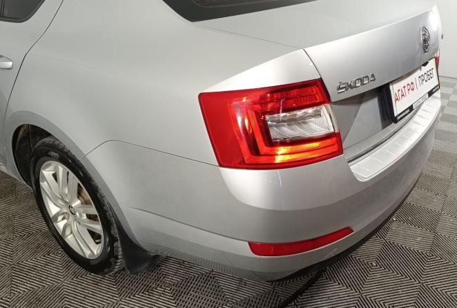 Skoda Octavia III (A7) с пробегом 2015 года, цена 1 230 000 рублей, 160880 км, лифтбек, Автокод Объявления
