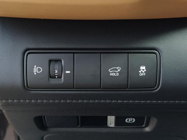 Hyundai Santa Fe IV Рестайлинг с пробегом 2021 года, цена 3 399 000 рублей, 99125 км, внедорожник, Автокод Объявления