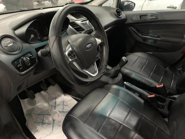Ford Fiesta Mk6 Рестайлинг с пробегом 2016 года, цена 660 000 рублей, 250638 км, седан, Автокод Объявления