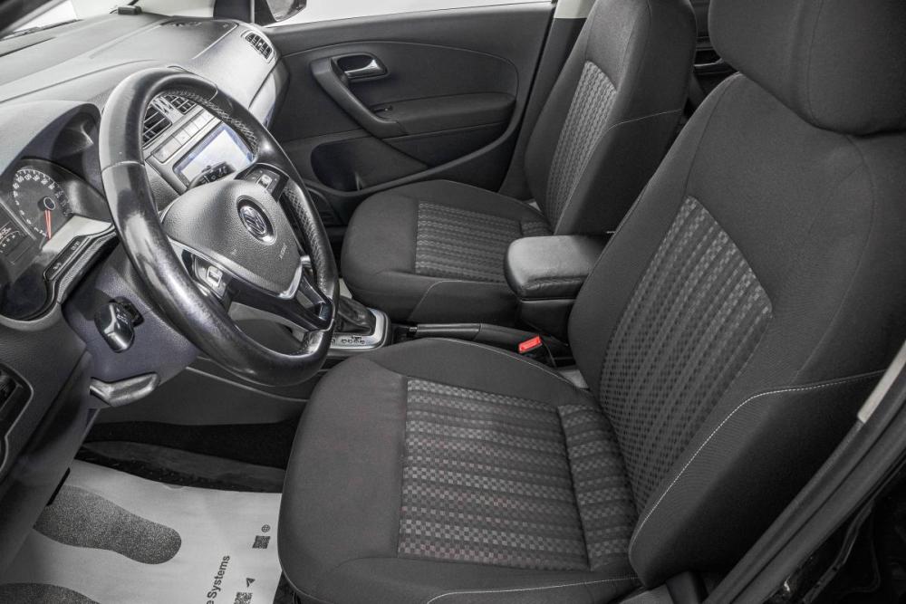 Volkswagen Polo V Рестайлинг Барнаул  - изображение 11