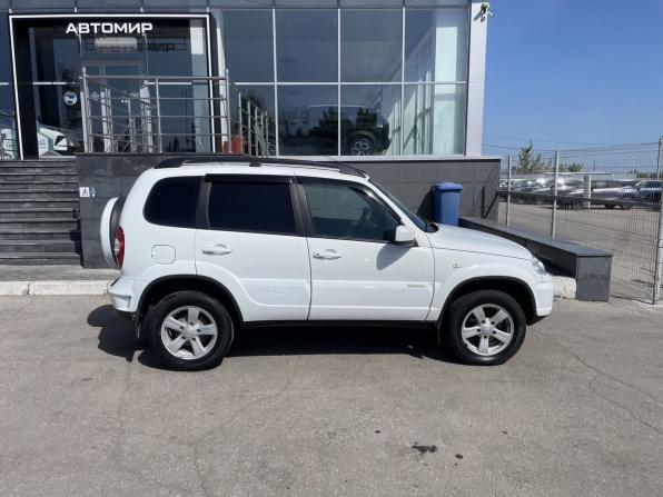 Chevrolet Niva I Рестайлинг с пробегом 2014 года, цена 630 000 рублей, 140593 км, внедорожник, Автокод Объявления