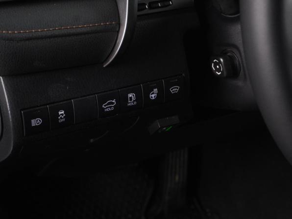 Toyota Camry VIII (XV70) с пробегом 2019 года, цена 2 729 000 рублей, 128350 км, седан, Автокод Объявления