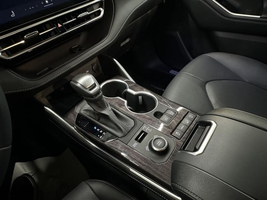 Toyota Highlander IV (XU70) Омск  - изображение 16