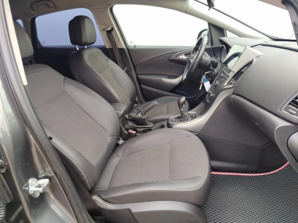 Opel Astra J с пробегом 2011 года, цена 649 000 рублей, 169182 км, хэтчбек, Автокод Объявления