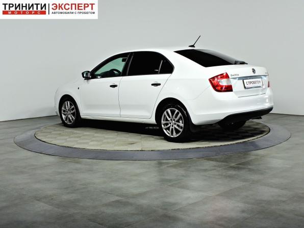Skoda Rapid I с пробегом 2017 года, цена 1 167 000 рублей, 210792 км, лифтбек, Автокод Объявления