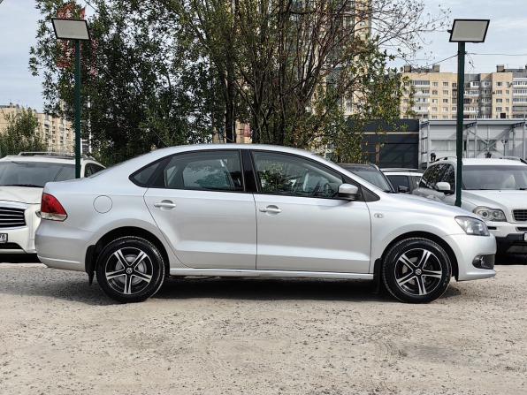 Volkswagen Polo V с пробегом 2013 года, цена 779 000 рублей, 122456 км, седан, Автокод Объявления