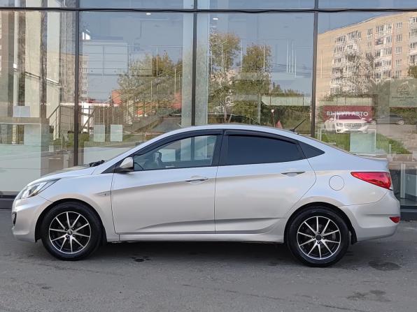 Hyundai Solaris I с пробегом 2013 года, цена 670 000 рублей, 134915 км, седан, Автокод Объявления