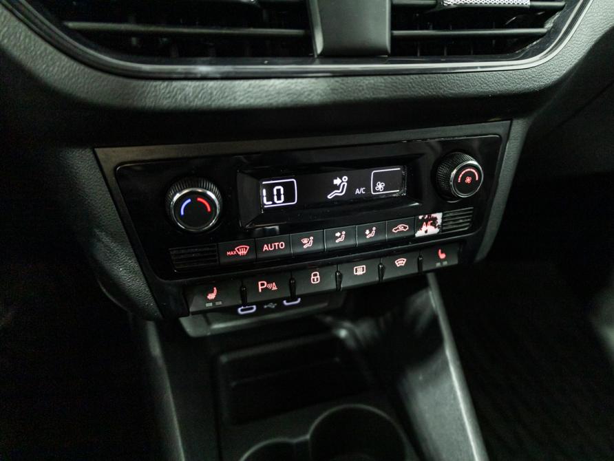Volkswagen Polo VI Санкт-Петербург  - изображение 16