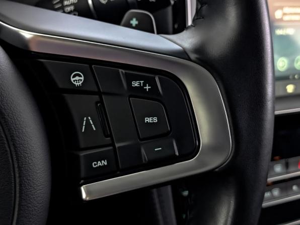 Jaguar F-Pace I с пробегом 2019 года, цена 3 620 000 рублей, 65060 км, внедорожник, Автокод Объявления