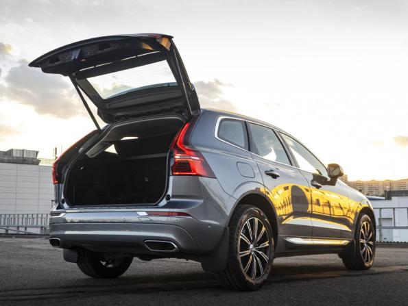 Volvo XC60 II с пробегом 2018 года, цена 4 010 000 рублей, 56347 км, внедорожник, Автокод Объявления