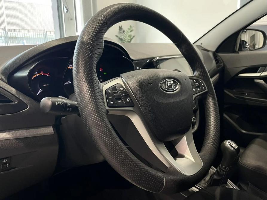 Lada (ВАЗ) Vesta I Москва  - изображение 13