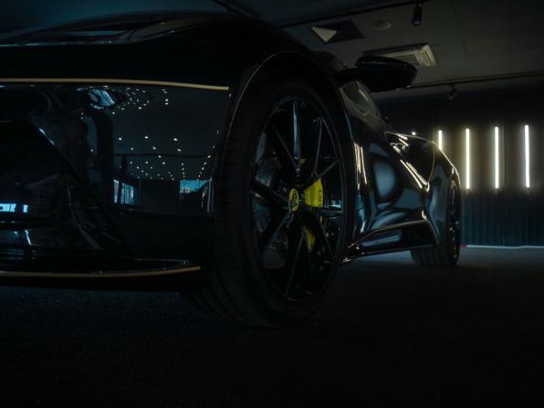 Lotus Emira с пробегом 2023 года, цена 15 000 000 рублей, 3646 км, купе, Автокод Объявления