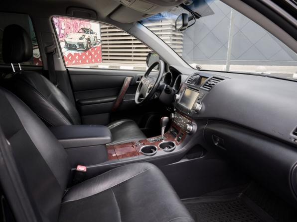 Toyota Highlander II (XU40) Рестайлинг с пробегом 2012 года, цена 1 887 000 рублей, 277905 км, внедорожник, Автокод Объявления