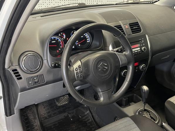 Suzuki SX4 I (Classic) Рестайлинг с пробегом 2011 года, цена 390 000 рублей, 159441 км, хэтчбек, Автокод Объявления