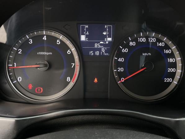 Hyundai Solaris I Рестайлинг с пробегом 2016 года, цена 900 000 рублей, 151816 км, хэтчбек, Автокод Объявления