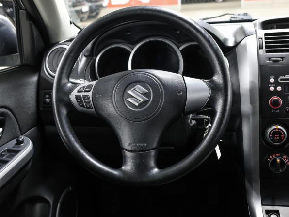 Suzuki Grand Vitara II с пробегом 2005 года, цена 747 000 рублей, 143000 км, внедорожник, Автокод Объявления