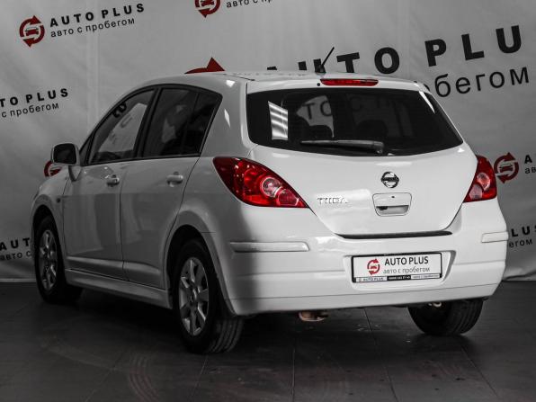 Nissan Tiida I Рестайлинг с пробегом 2012 года, цена 699 000 рублей, 260534 км, хэтчбек, Автокод Объявления