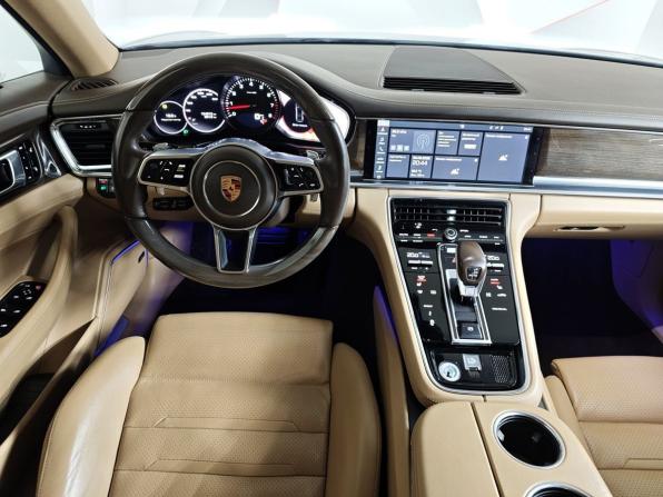 Porsche Panamera II с пробегом 2017 года, цена 4 995 000 рублей, 124511 км, лифтбек, Автокод Объявления