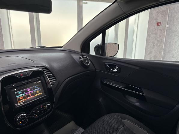 Renault Kaptur I с пробегом 2016 года, цена 1 675 000 рублей, 98124 км, внедорожник, Автокод Объявления