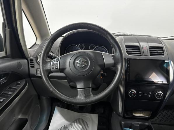 Suzuki SX4 I (Classic) Рестайлинг с пробегом 2011 года, цена 950 000 рублей, 153874 км, хэтчбек, Автокод Объявления