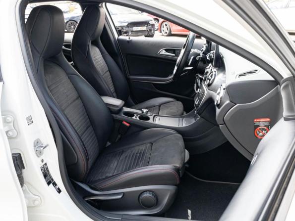 Mercedes-Benz GLA I (X156) Рестайлинг с пробегом 2018 года, цена 1 899 000 рублей, 92897 км, внедорожник, Автокод Объявления